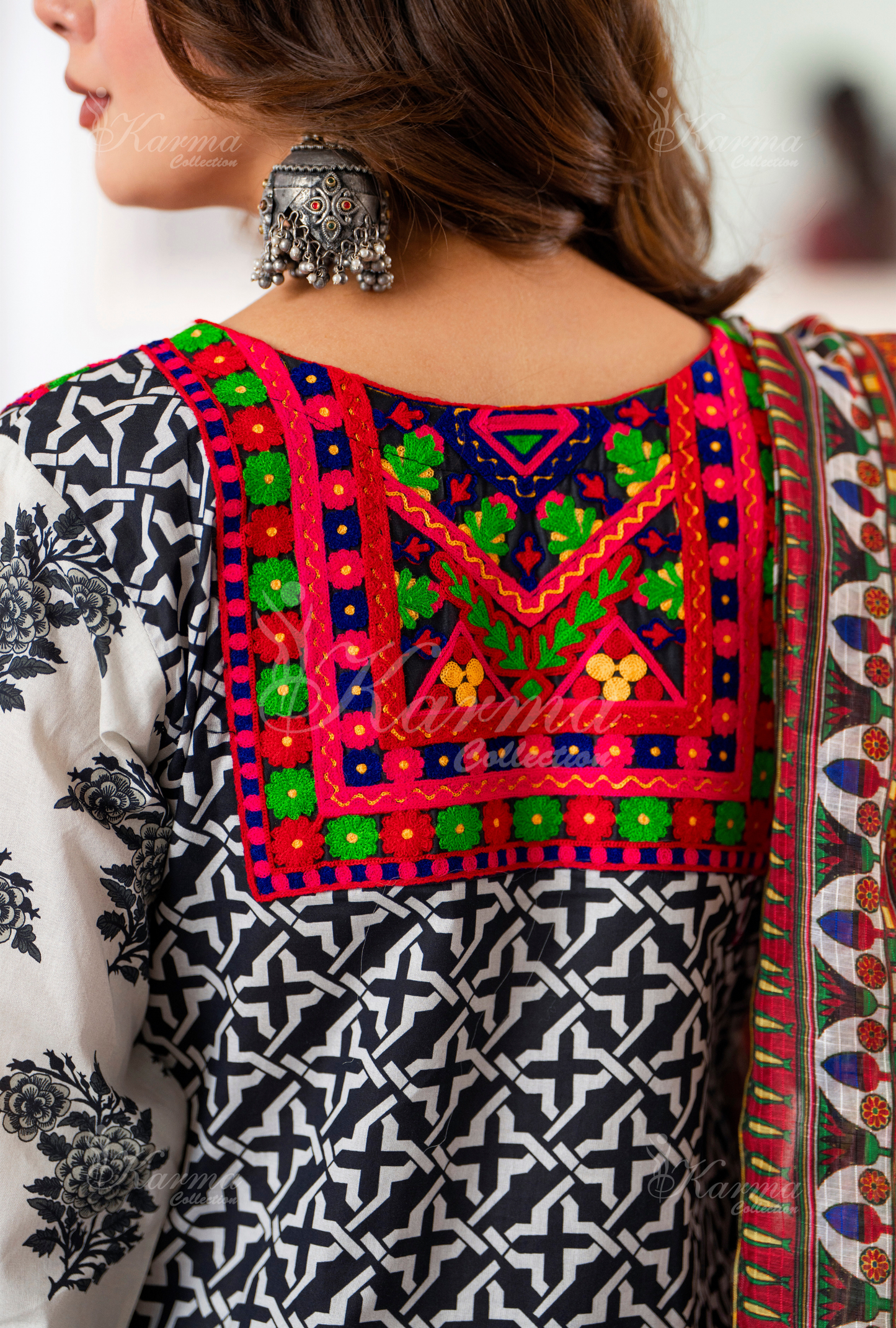 EBONY MAZE Karmacollectionpk