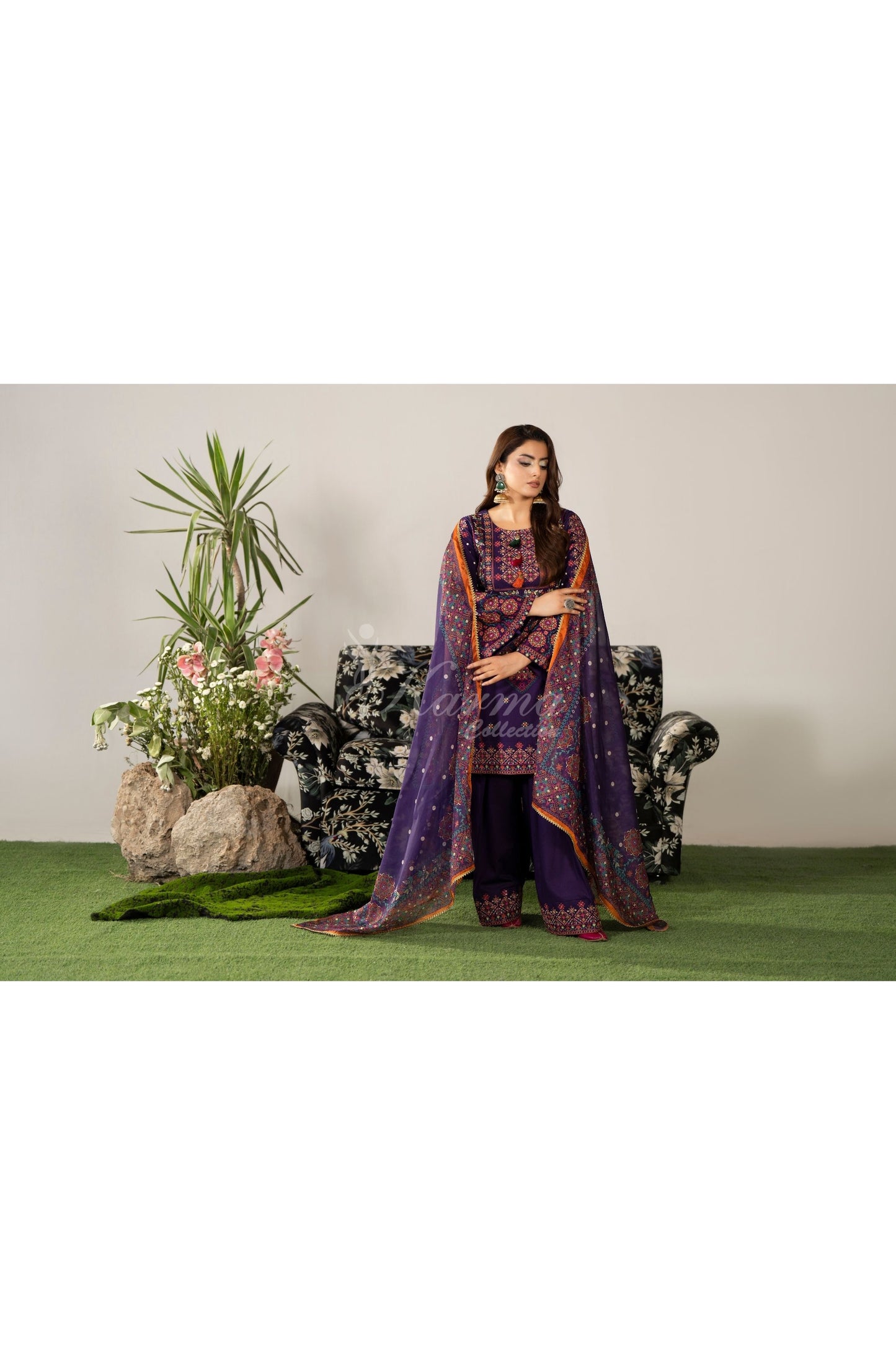 DARK PLUM