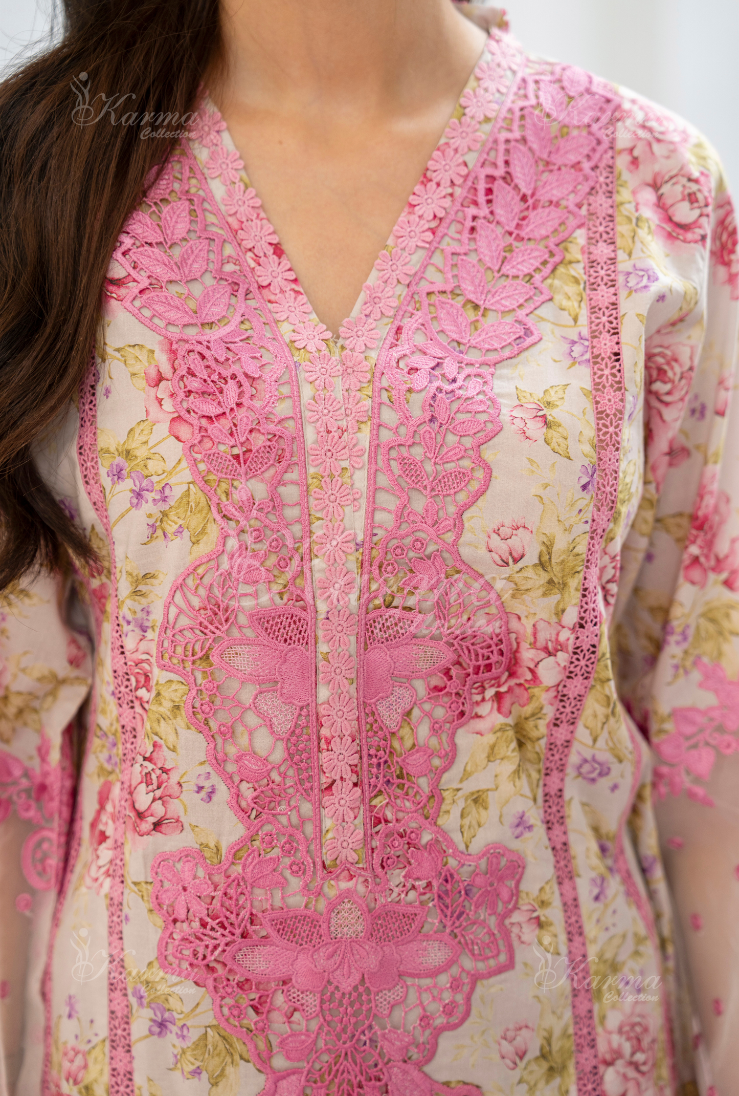 PETAL PINK