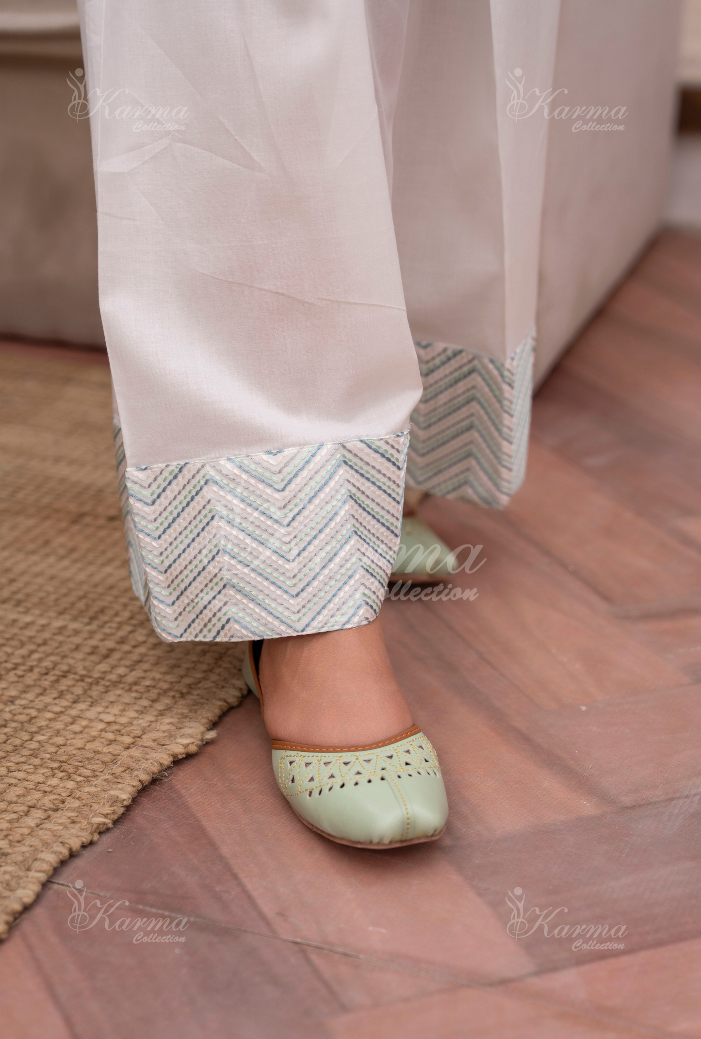 NEON SAPPHIRE Karmacollectionpk