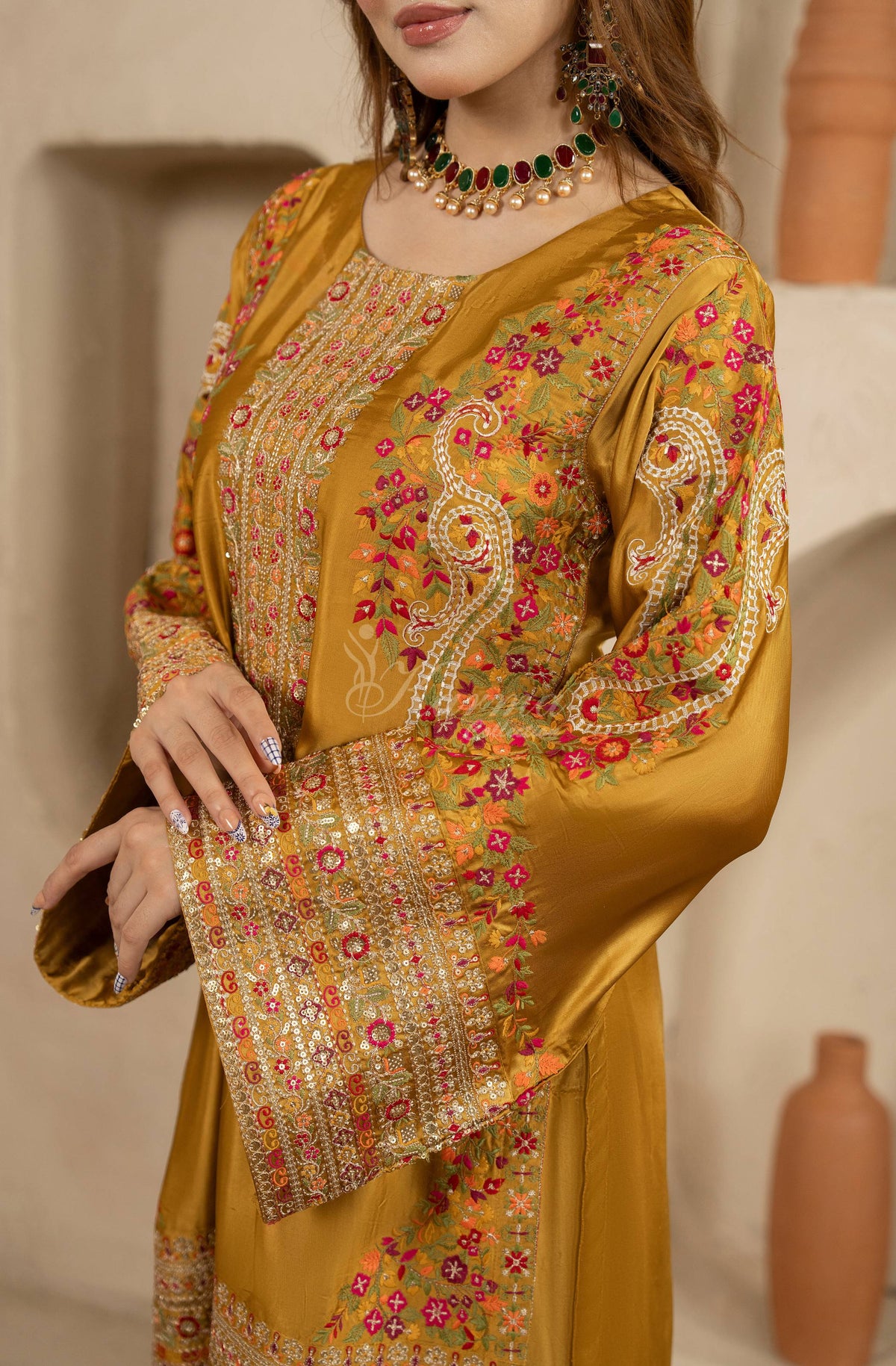 ANTIQUE MUSTARD