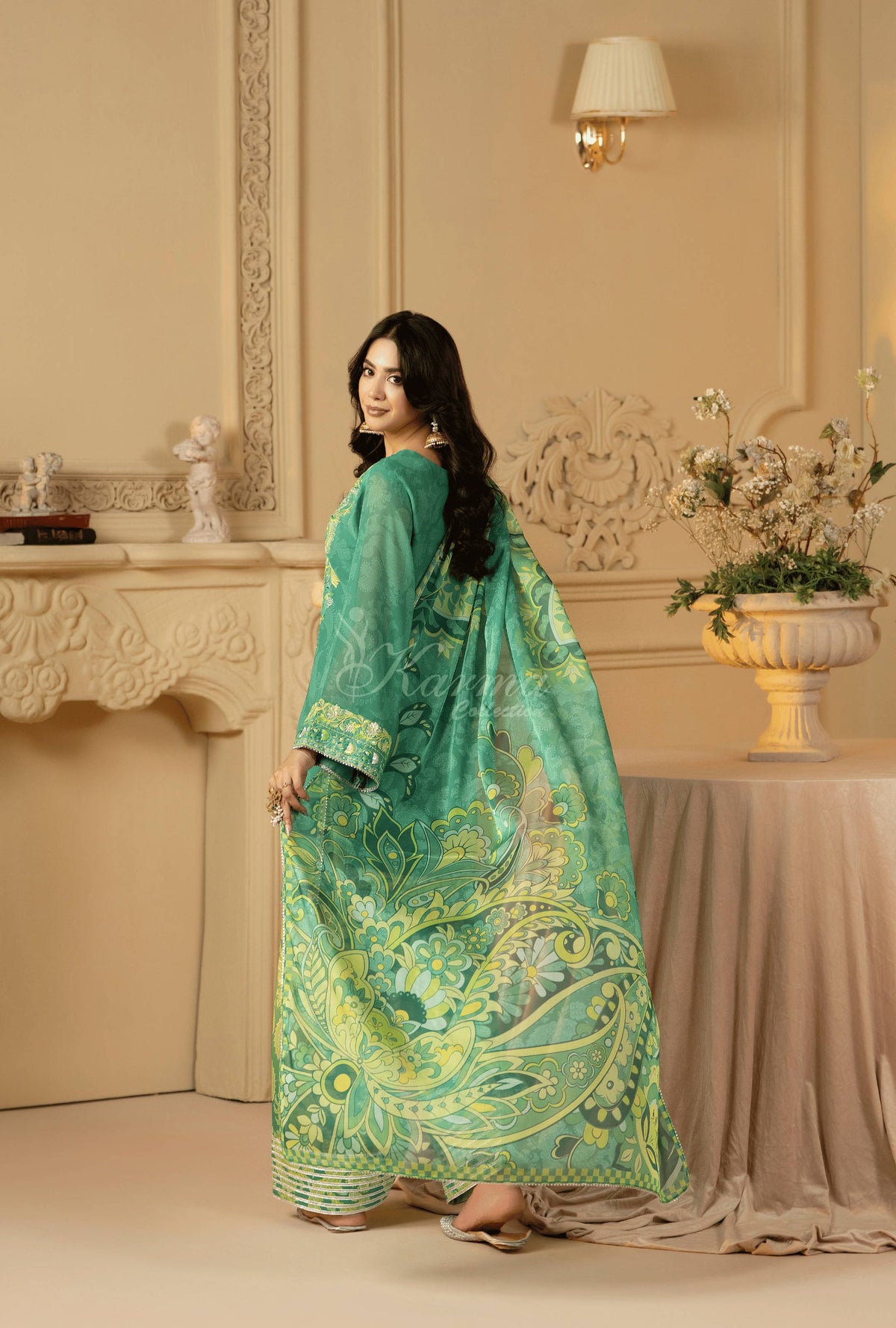 MINT GREEN