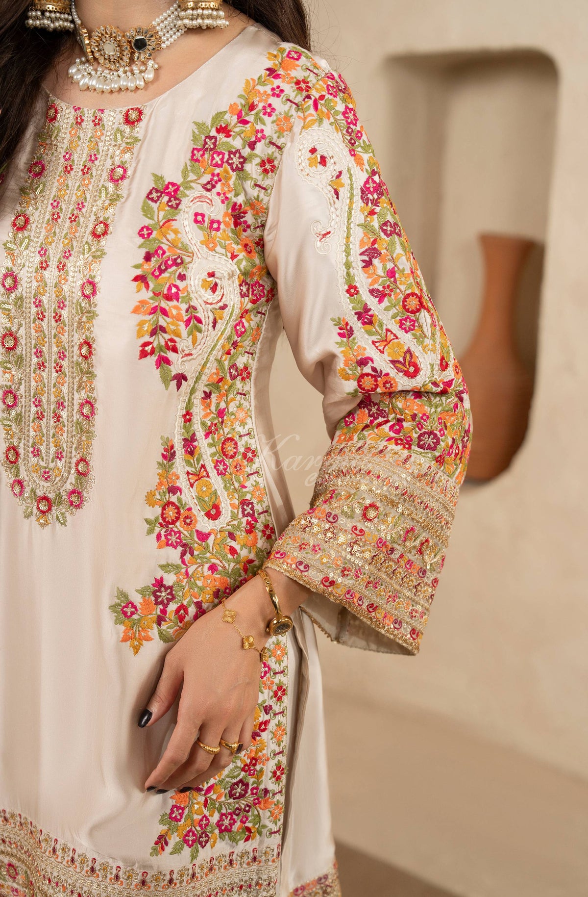 WARM IVORY