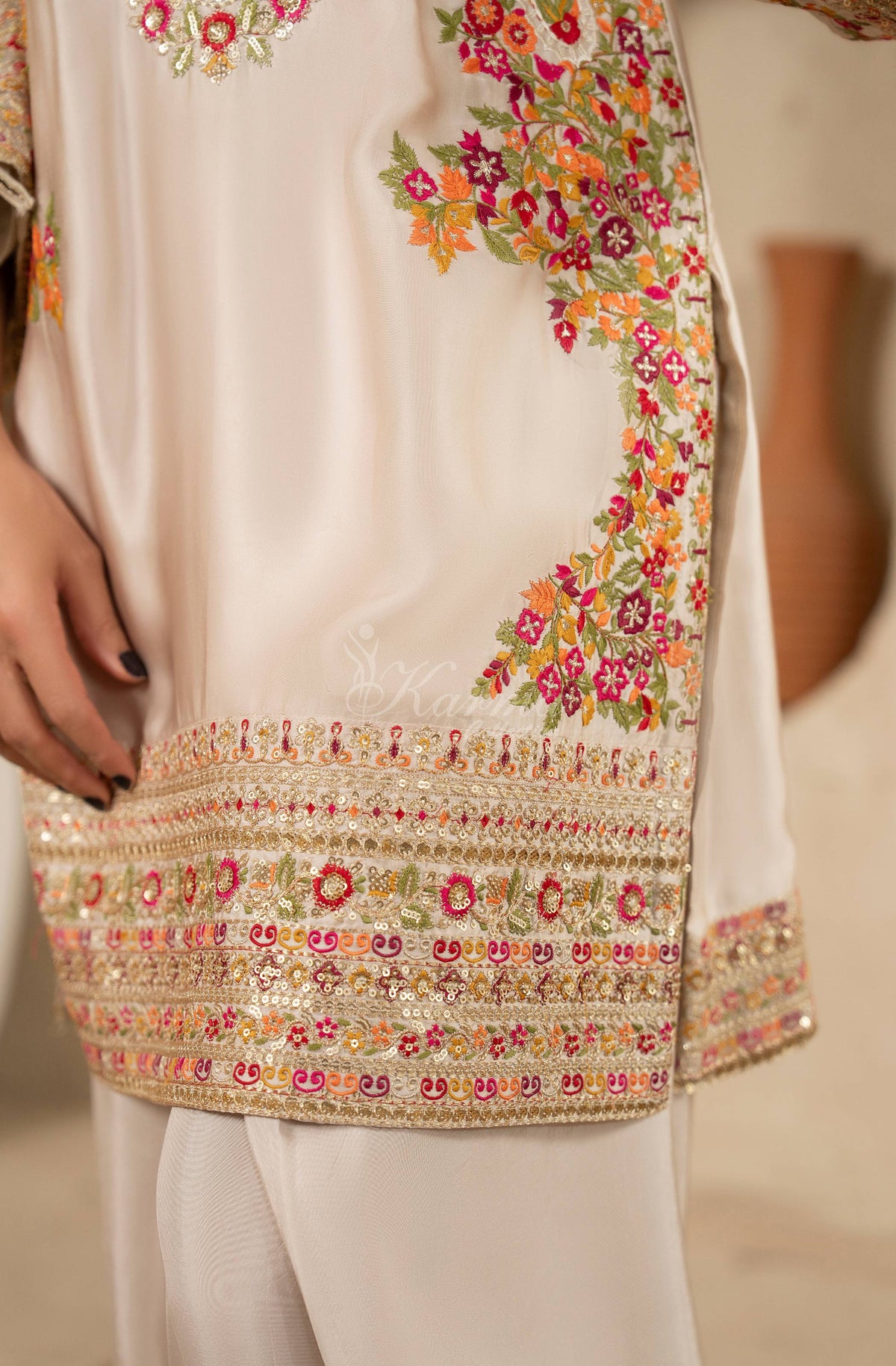 WARM IVORY