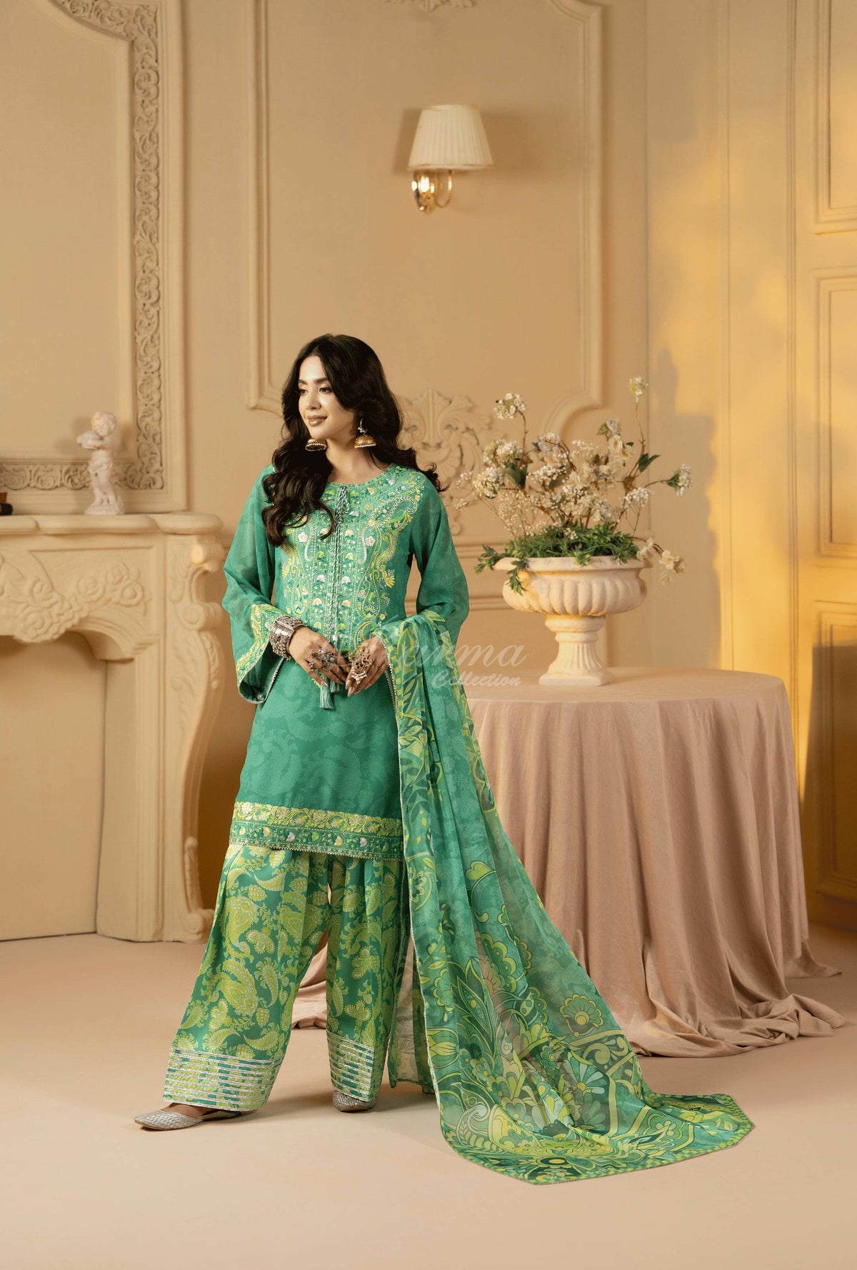 MINT GREEN