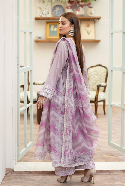 SOFT LAVENDER