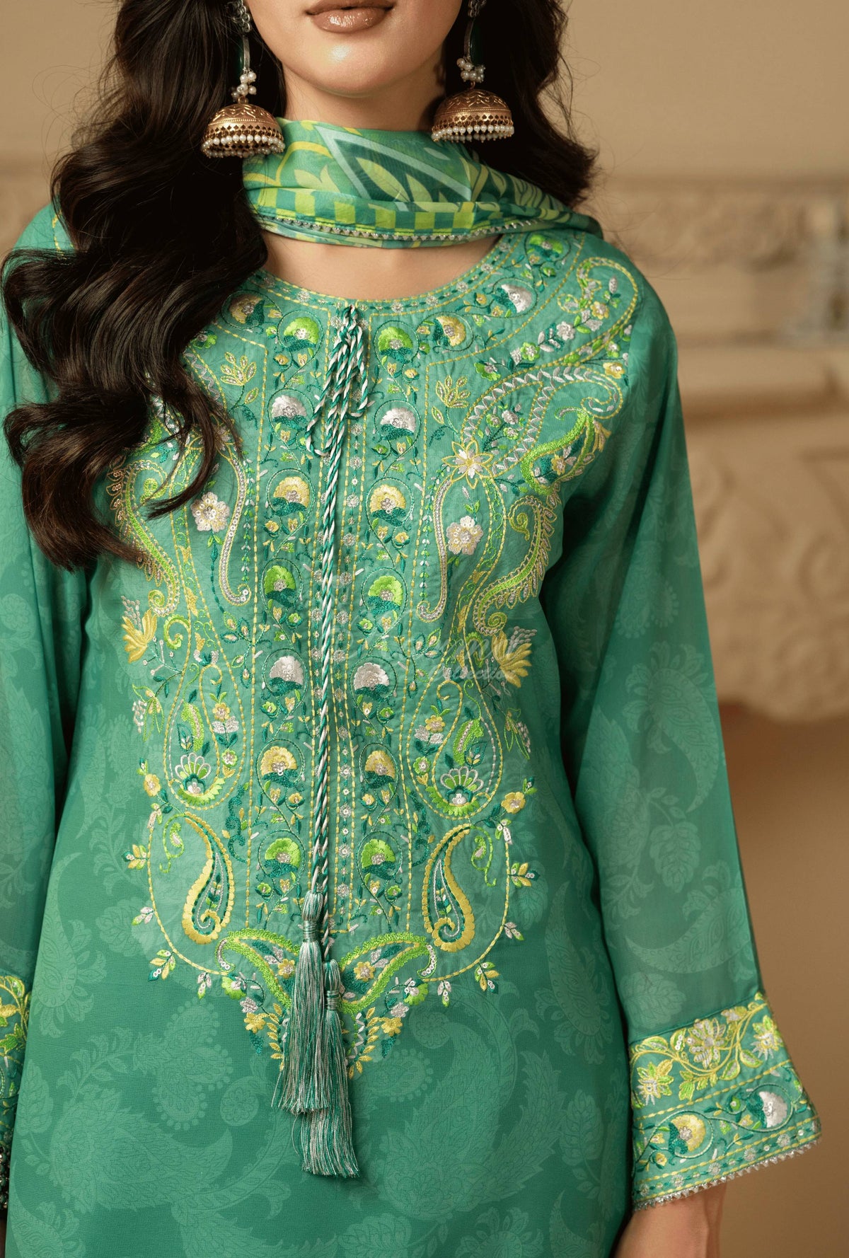 MINT GREEN