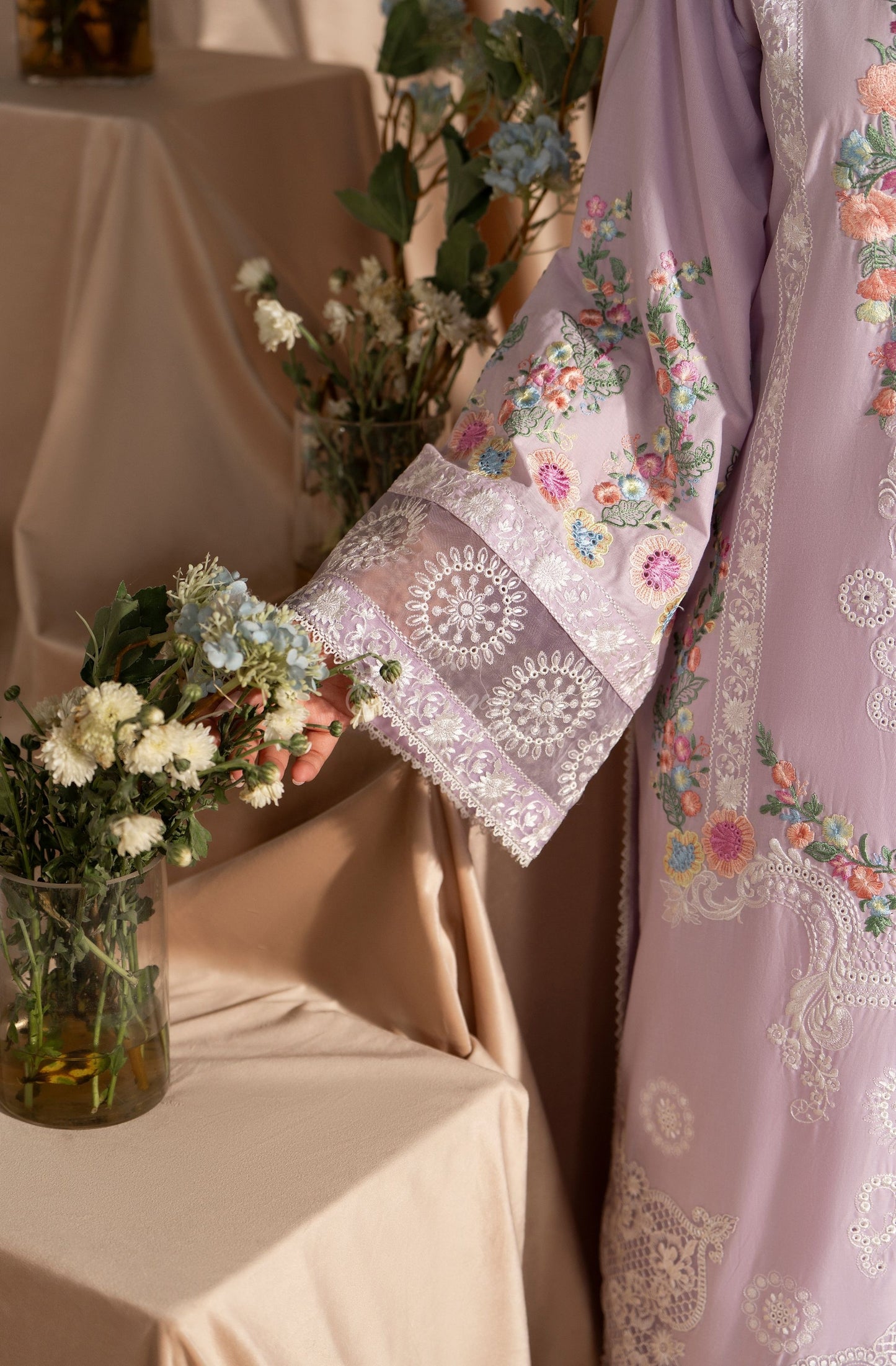 PASTEL MAUVE