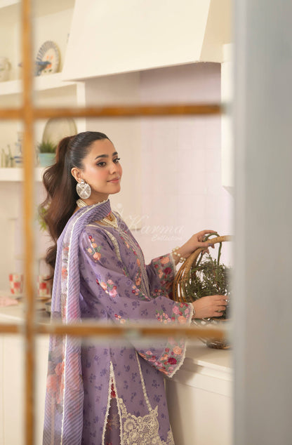 MAUVE BLOSSOM