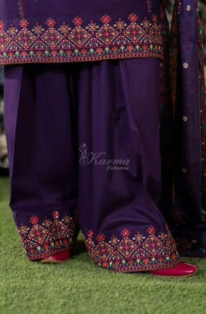 DARK PLUM