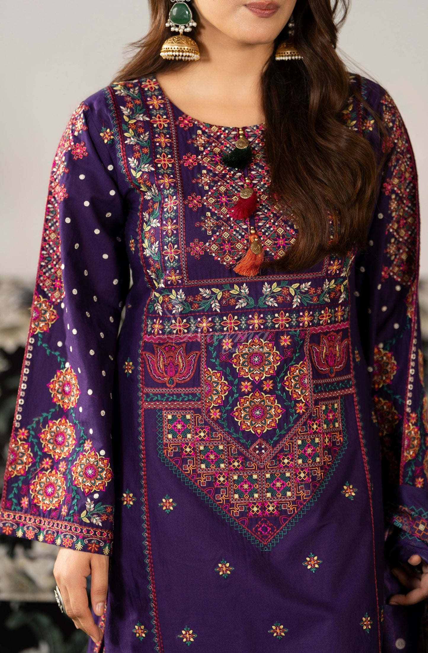DARK PLUM