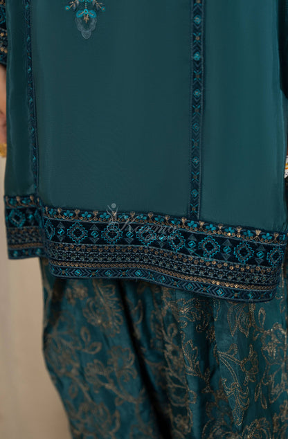 PEACOCK GREEN