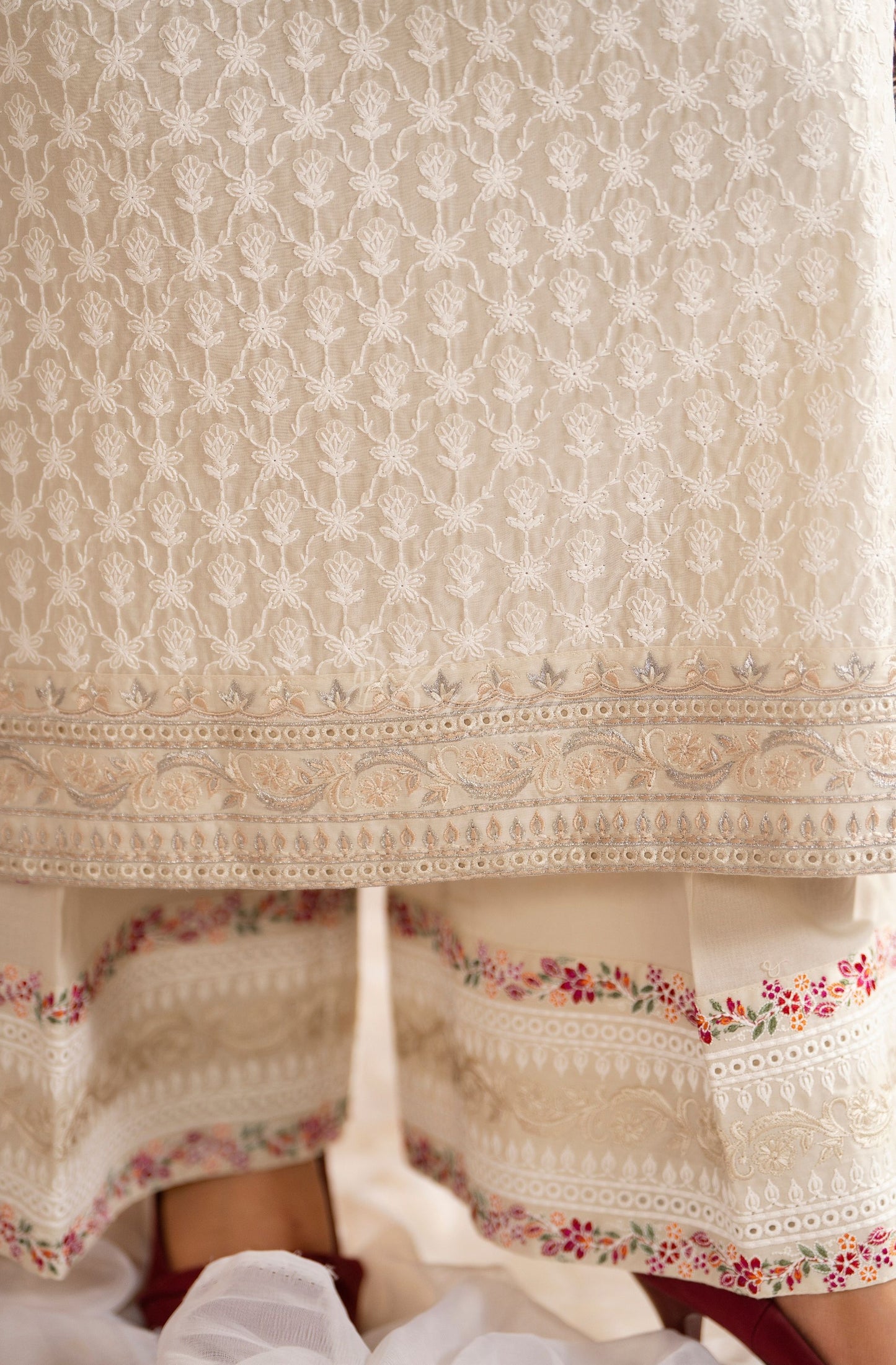 WARM BEIGE