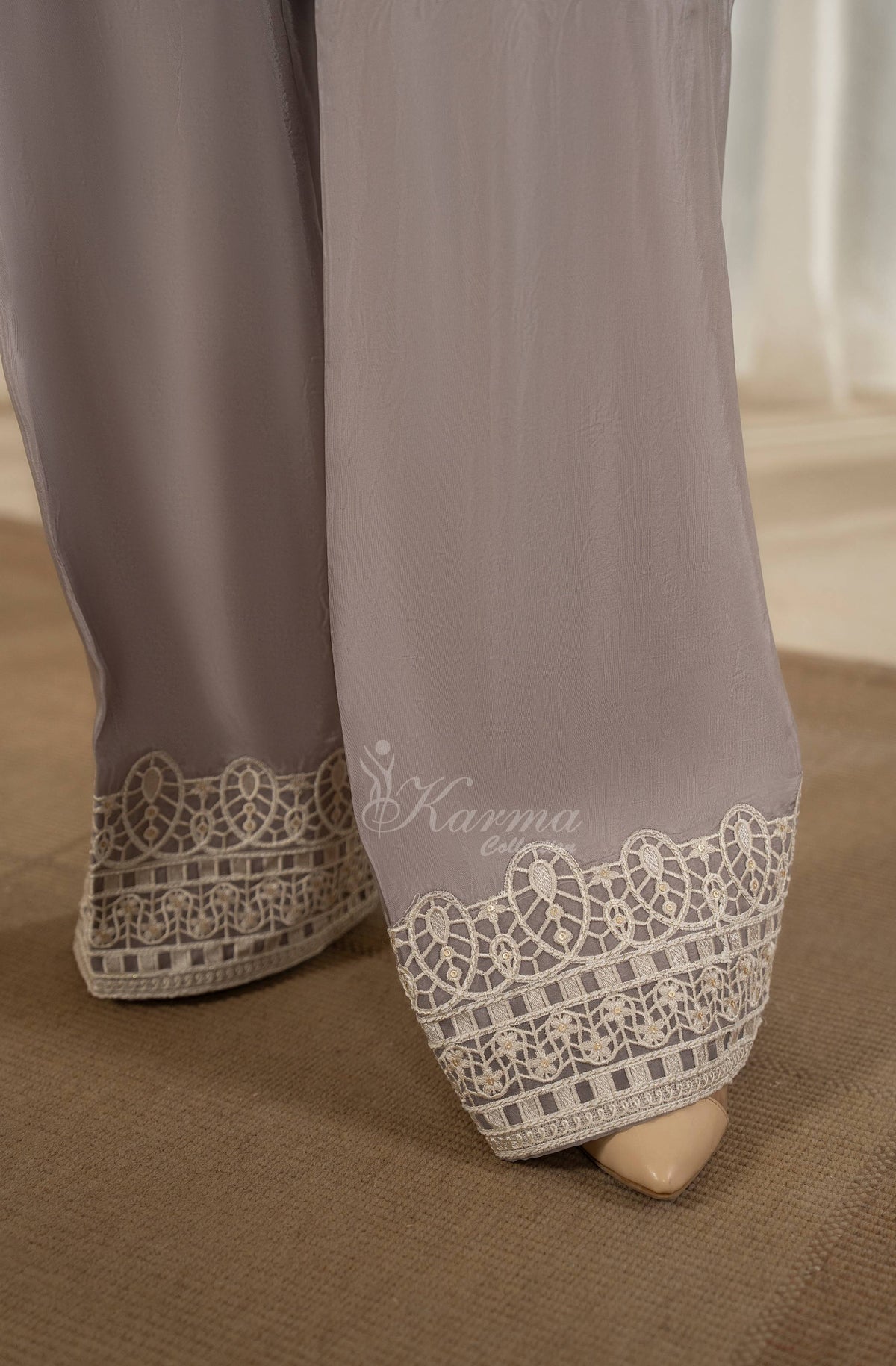 DOVE GREY