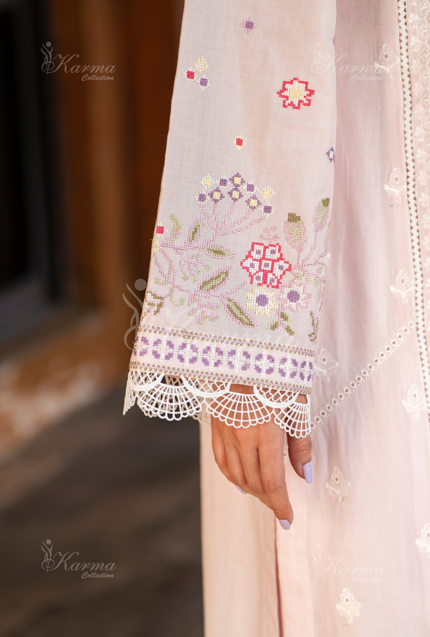 PASTEL PINK