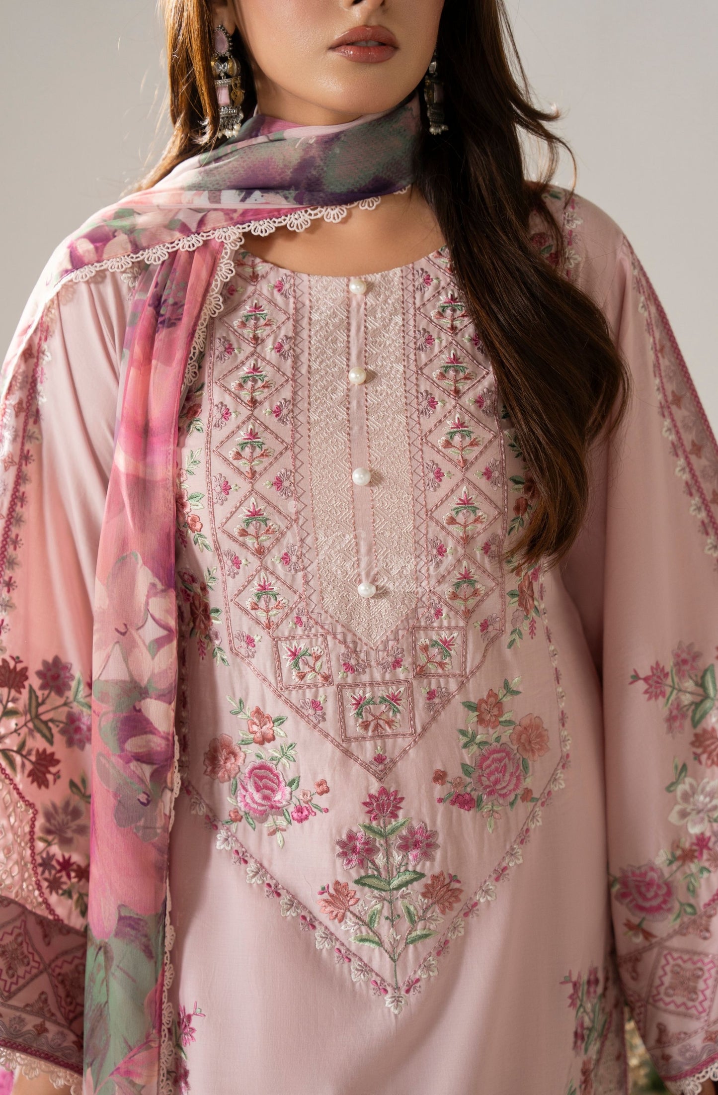 SOFT PINK