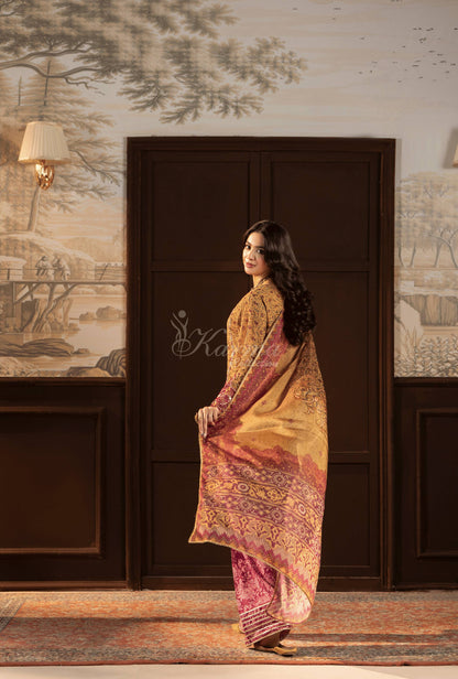 GOLDEN OCHRE