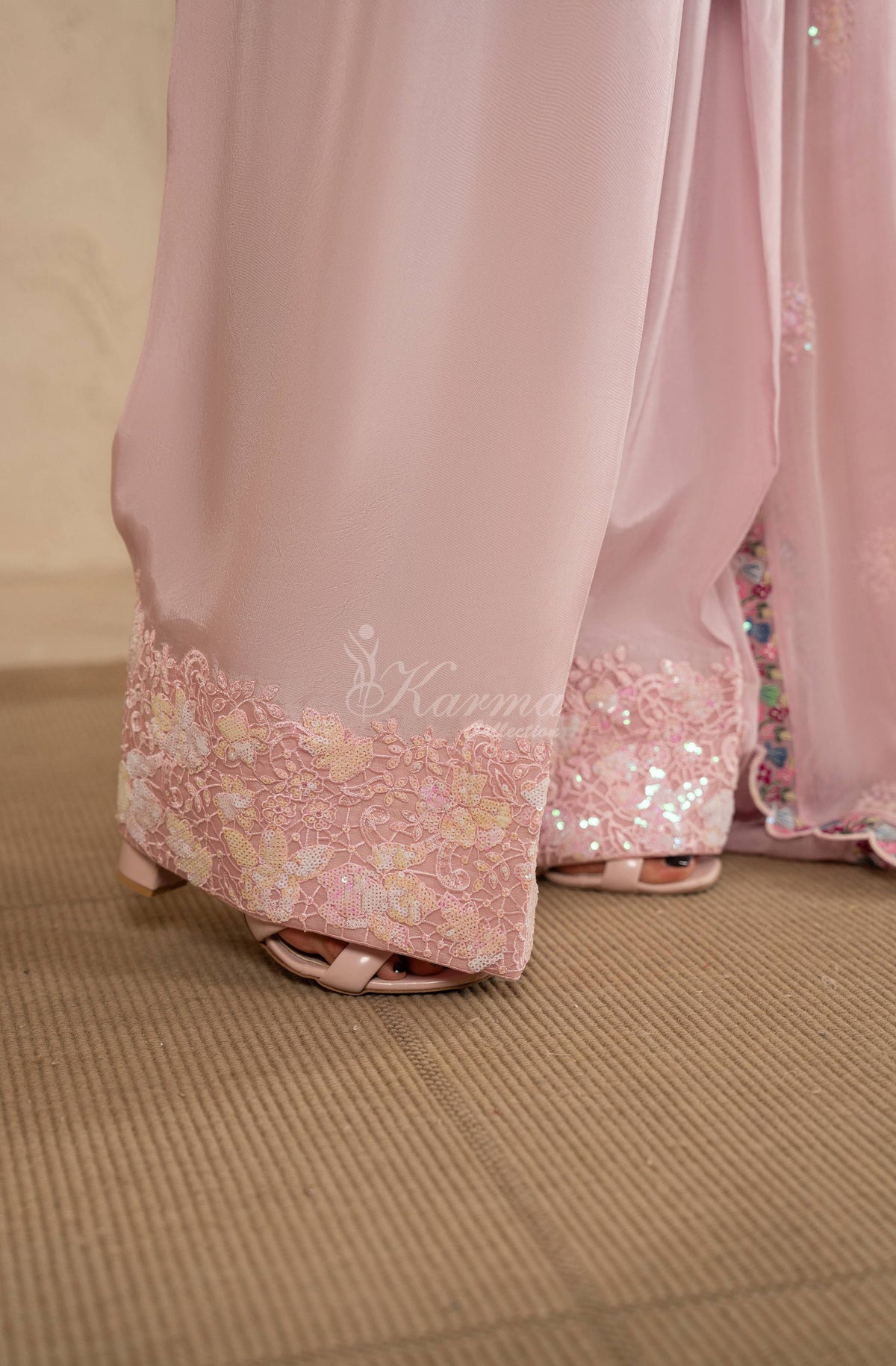 DUSTY ROSE
